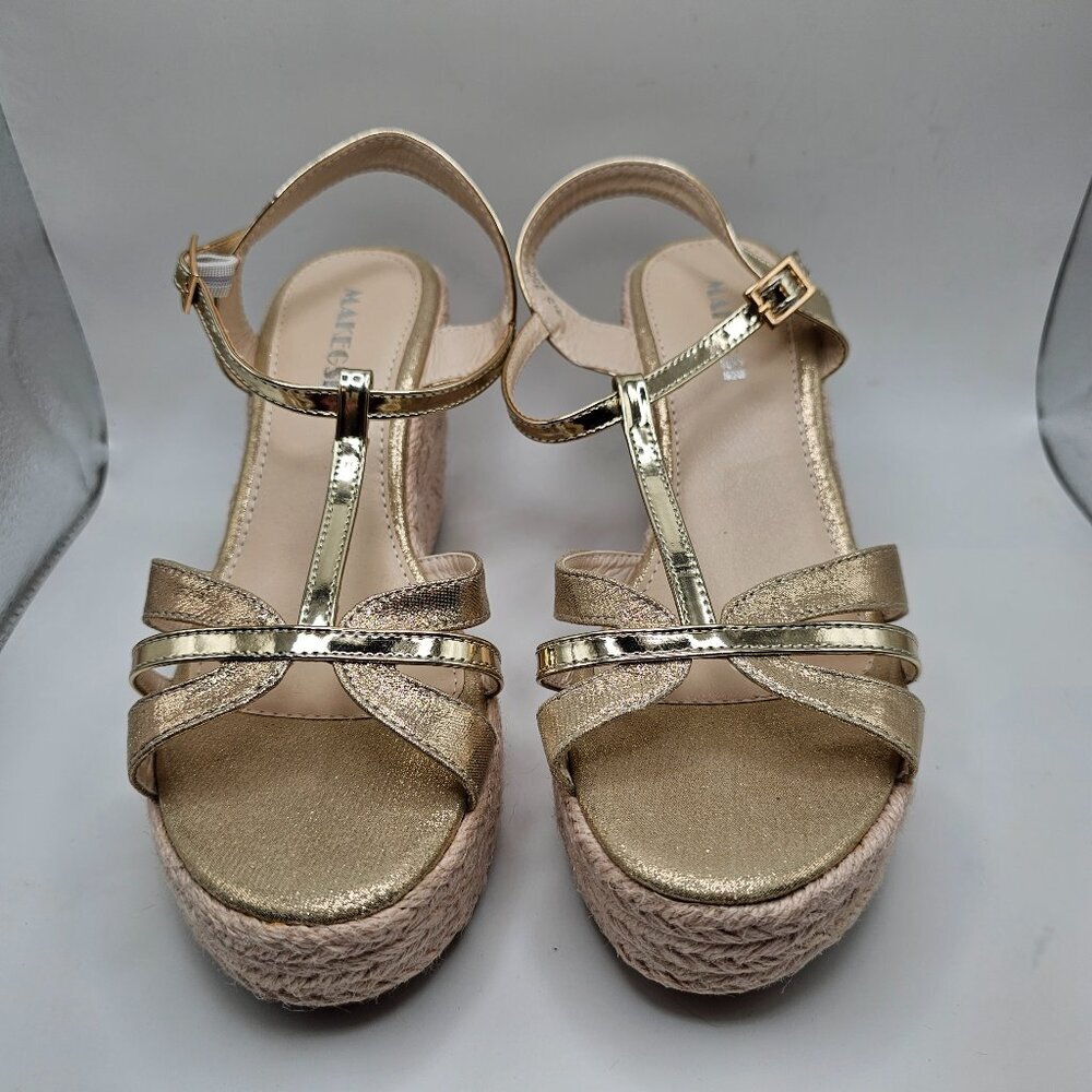 NWOB Women's Makegsi Graceful Wedge Heel Sandals Open Toe‎ T-strap Gold Size 8.5